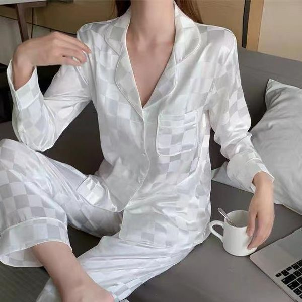 long sleeve trouser sleepwears pijamas suit thin silk satin home wear simple, Black;red
long sleeve trouser sleepwears pijamas suit thin silk satin home wear simple, Black;red