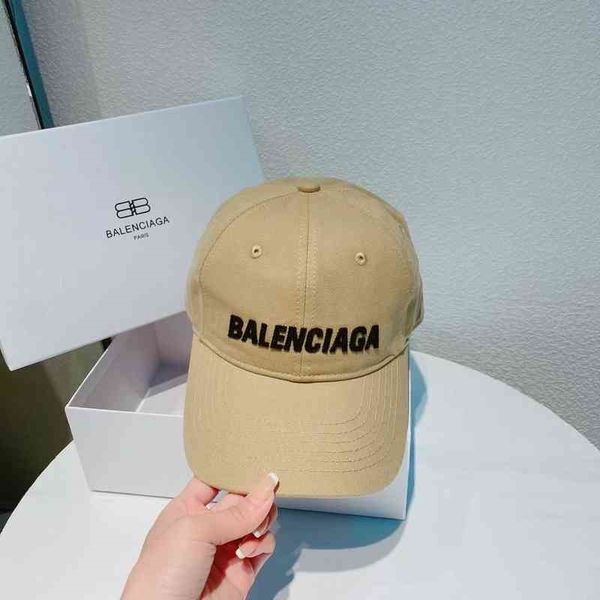 b-letter hat original caps family high-quality original baseball paris fashion men's and women's sun the same style as stars, Blue;gray
b-letter hat original caps family high-quality original baseball paris fashion men's and women's sun the same style as stars, Blue;gray