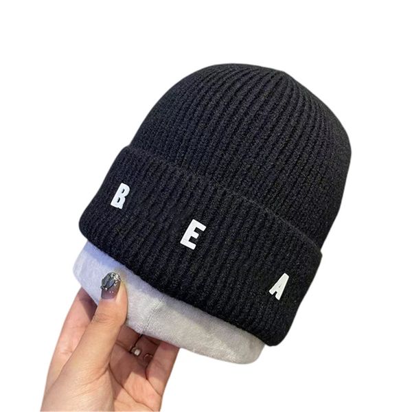 designer brand beanie hat ladies couple autumn and winter new warm ear protection knitted hat, Blue;gray
designer brand beanie hat ladies couple autumn and winter new warm ear protection knitted hat, Blue;gray