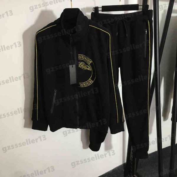 designer womens tracksuits embroidery pattern two piece sets stand-up collar long-sleeve zipped jacket and casual trousers jogging suit size, Gray
designer womens tracksuits embroidery pattern two piece sets stand-up collar long-sleeve zipped jacket and casual trousers jogging suit size, Gray