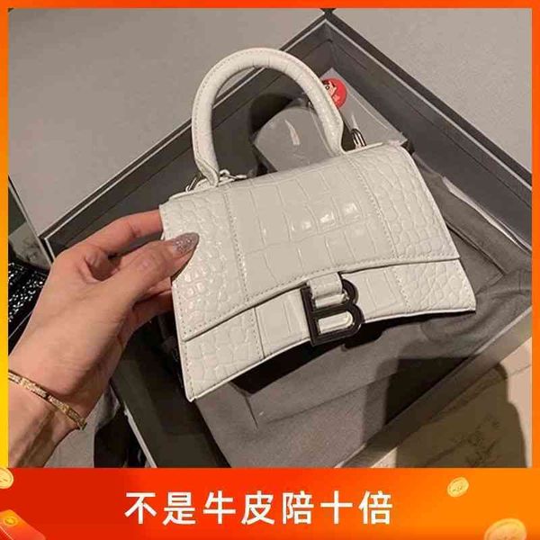 bags balenciga correct women luxurys handbags mini crocodile pattern high version one shoulder slant cross portable bag
bags balenciga correct women luxurys handbags mini crocodile pattern high version one shoulder slant cross portable bag