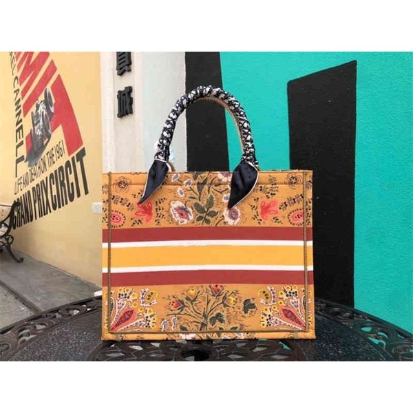 luxury bags designer handbags womens brand fashion classic premium totes 2022embroidered pattern large capacity big christian
luxury bags designer handbags womens brand fashion classic premium totes 2022embroidered pattern large capacity big christian