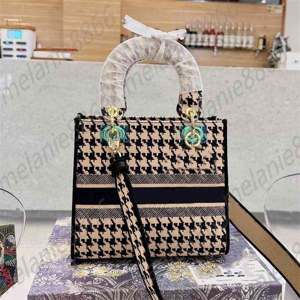 luxury handbags designer tote bag women handbag c#d lady shoulder bags fashion cross body multifunctional summer shopping
luxury handbags designer tote bag women handbag c#d lady shoulder bags fashion cross body multifunctional summer shopping