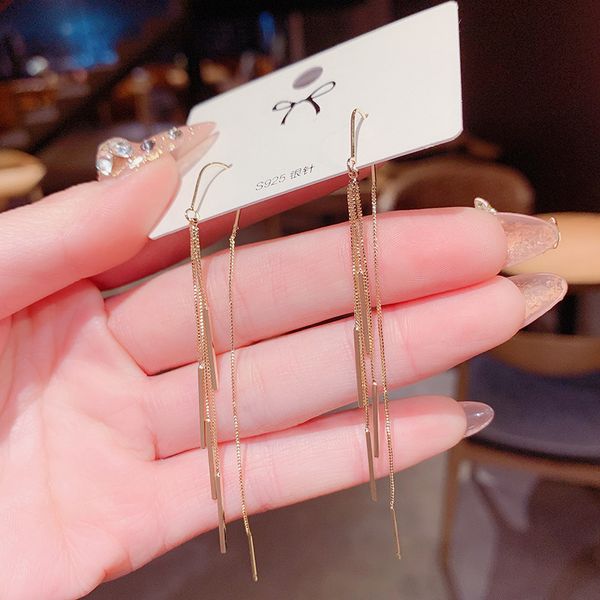 women female geometric long chain dangle earrings fashion gold plating ear line personality exquisite 925 pin earring jewelry 2022 new high, Silver
women female geometric long chain dangle earrings fashion gold plating ear line personality exquisite 925 pin earring jewelry 2022 new high, Silver