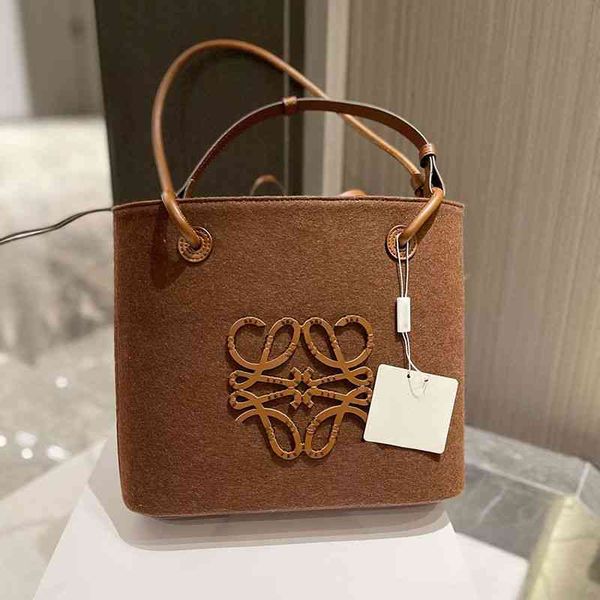designer luxury women bag lowe handbags totes womens crossbody loulous puzzle handbag loweitys 5a quality cubi shoulder fashion capacity ver
designer luxury women bag lowe handbags totes womens crossbody loulous puzzle handbag loweitys 5a quality cubi shoulder fashion capacity ver