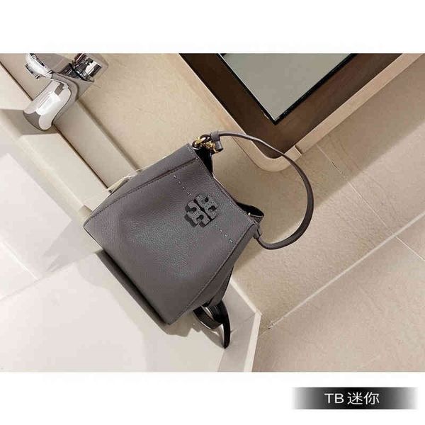 bags crossbody torysburchs designer handbags autumn women's winter mini bucket single shoulder slant span large capacity tote portable
bags crossbody torysburchs designer handbags autumn women's winter mini bucket single shoulder slant span large capacity tote portable
