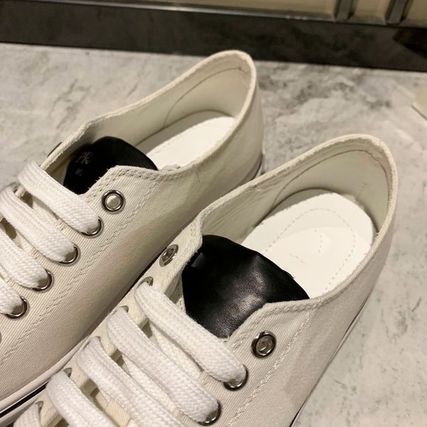 womens casual 2022designer prad shoes slipers travel flat trainers black women casual walk100% bright white lacquer fabric sneaker thick bot
womens casual 2022designer prad shoes slipers travel flat trainers black women casual walk100% bright white lacquer fabric sneaker thick bot