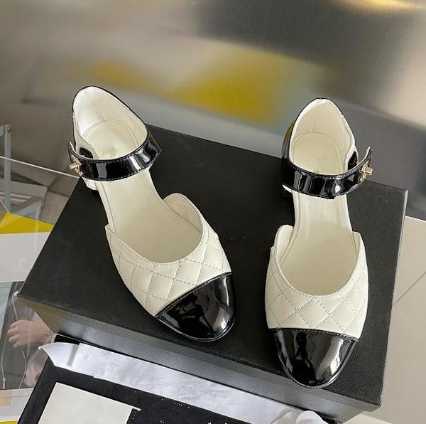 2023 new womens designer shoes luxury buckle women's round girls ladies resort beach banquet black womens ballet shoes 34-40
2023 new womens designer shoes luxury buckle women's round girls ladies resort beach banquet black womens ballet shoes 34-40