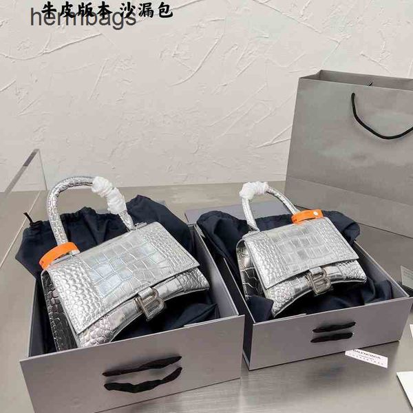 balencaigass bags portable hourglass one bag handbags leather 2022 fashion shoulder paris crocodile vm8l
balencaigass bags portable hourglass one bag handbags leather 2022 fashion shoulder paris crocodile vm8l