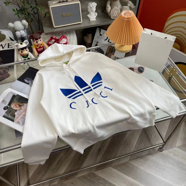 designer version hoodie handmade gu 2022 autumn and winter new embroidered letter logo men and women with the same style hooded sweater, Blue;black
designer version hoodie handmade gu 2022 autumn and winter new embroidered letter logo men and women with the same style hooded sweater, Blue;black