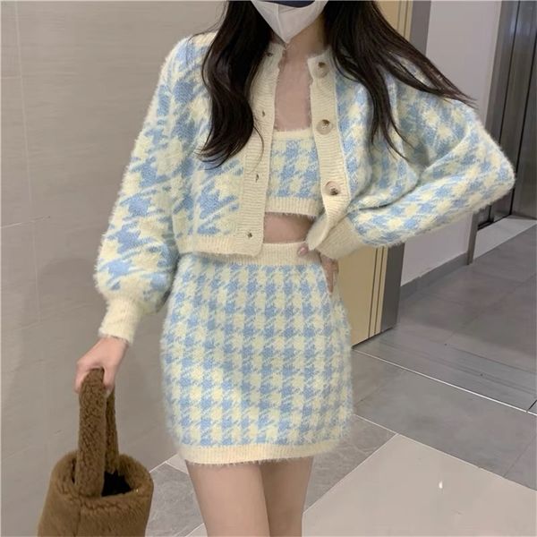 two piece dress korean fashion plaid 3 piece set women sweater cardigan camisole crop bodycon skirt sets knitted suit female 220906, White
two piece dress korean fashion plaid 3 piece set women sweater cardigan camisole crop bodycon skirt sets knitted suit female 220906, White