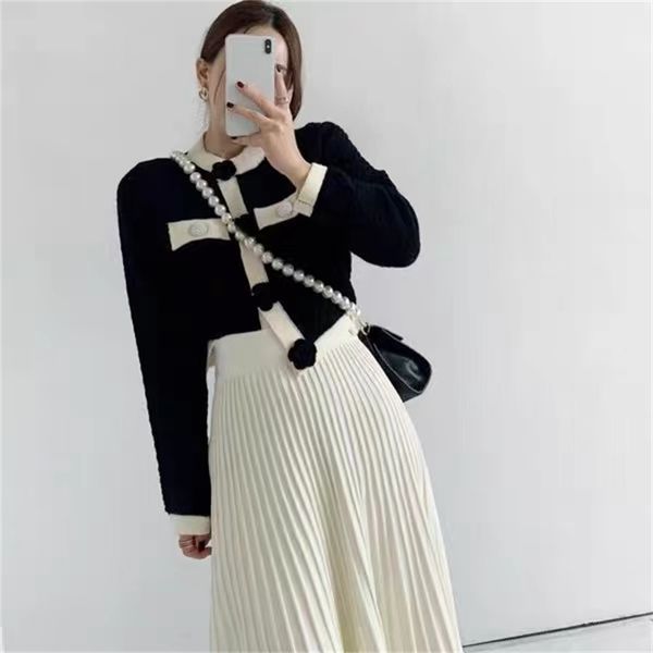 two piece dress fashion knitted suit women vintage korean chic flower decos cardigan pleated long midi skirt set two piece outfit 220906, White
two piece dress fashion knitted suit women vintage korean chic flower decos cardigan pleated long midi skirt set two piece outfit 220906, White
