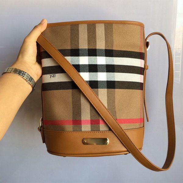 burbrerys crossbody handbags bags burbrery luxuries designers women bag purses totes designer woman handbag shoulder wallets 947u
burbrerys crossbody handbags bags burbrery luxuries designers women bag purses totes designer woman handbag shoulder wallets 947u
