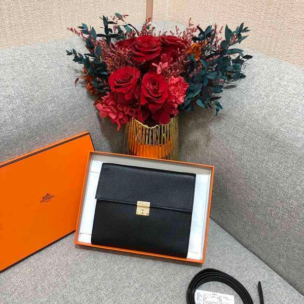 bags womens herbags designer 2022 new black mysore gold buckle engraved one shoulder diagonal ladys fashion luxury high sence shopping 
bags womens herbags designer 2022 new black mysore gold buckle engraved one shoulder diagonal ladys fashion luxury high sence shopping