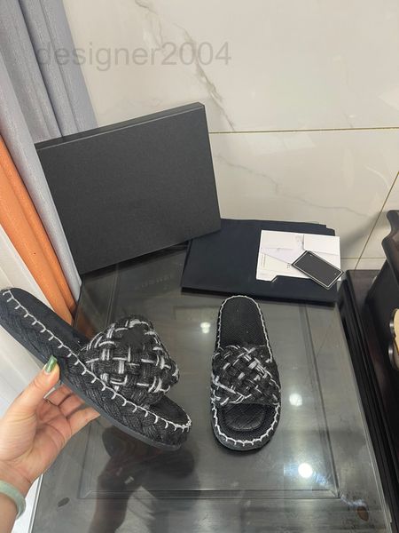 slippers designer fashion slide sandals for men women with original box beach flip flops slipper 03, Black
slippers designer fashion slide sandals for men women with original box beach flip flops slipper 03, Black