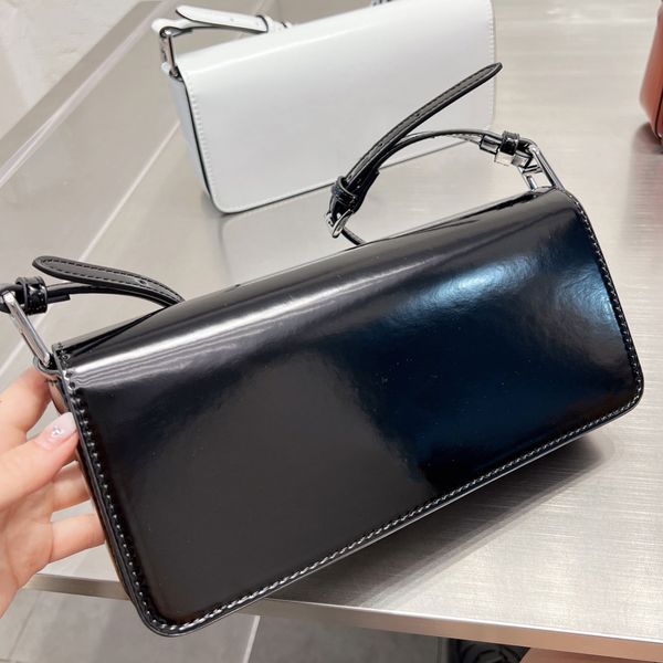 brushed leather femme bag womens flap shoulder bags geometric shape crossbody purse handbag designers luxurys triangular
brushed leather femme bag womens flap shoulder bags geometric shape crossbody purse handbag designers luxurys triangular
