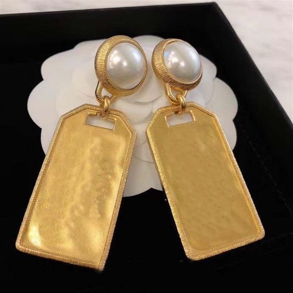 2021 special stud earring with square shape and white pearl design drop charm jewelry gift for women wedding have box stamp ps4060195u, Golden
2021 special stud earring with square shape and white pearl design drop charm jewelry gift for women wedding have box stamp ps4060195u, Golden