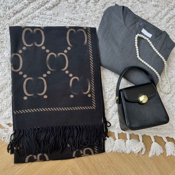 23ss 2color luxury brand cashmere scarves women winter warm shawls wrap letter design bufanda thick blanket scarf, Blue;gray
23ss 2color luxury brand cashmere scarves women winter warm shawls wrap letter design bufanda thick blanket scarf, Blue;gray