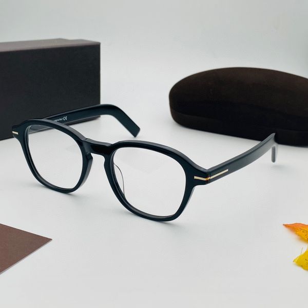 womens eyeglasses frame clear lens men sun gasses fashion style protects eyes uv400 with case 5821, Silver
womens eyeglasses frame clear lens men sun gasses fashion style protects eyes uv400 with case 5821, Silver