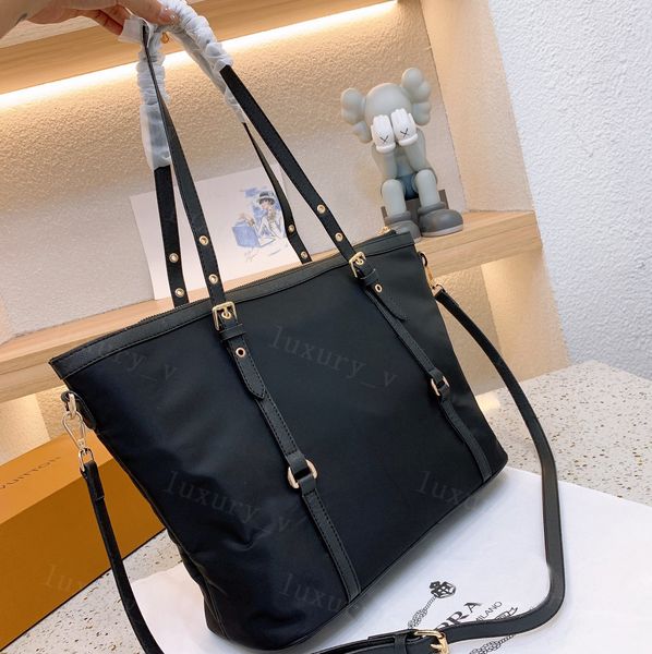 designer tote bags women nylon handbag luxury designers letters wholesale canvas hobo shoulder bag lady tote chains messenger handbags
designer tote bags women nylon handbag luxury designers letters wholesale canvas hobo shoulder bag lady tote chains messenger handbags