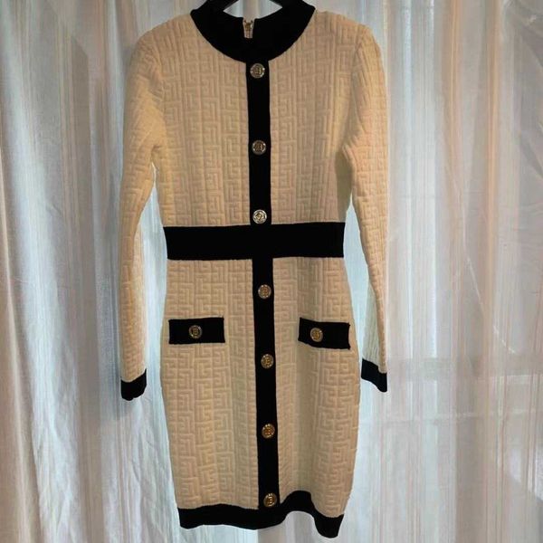 20ss balman knitted slim fit wool zipper dress shoulder pad commuter color block a-line skirt, Black;gray
20ss balman knitted slim fit wool zipper dress shoulder pad commuter color block a-line skirt, Black;gray