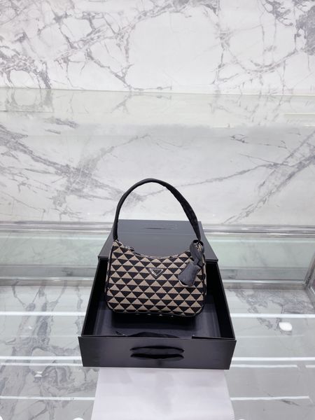 pra da bag pra 2023 fashion underarm bags purse designer shoulder bag s handbags wallets crossbody bags two tone patchwork g83t
pra da bag pra 2023 fashion underarm bags purse designer shoulder bag s handbags wallets crossbody bags two tone patchwork g83t