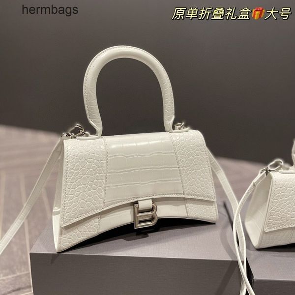 hourglass fashion bag balencaigass handbags foreign 2022 bags summer calfskin one shoulder portable high sense r22r
hourglass fashion bag balencaigass handbags foreign 2022 bags summer calfskin one shoulder portable high sense r22r