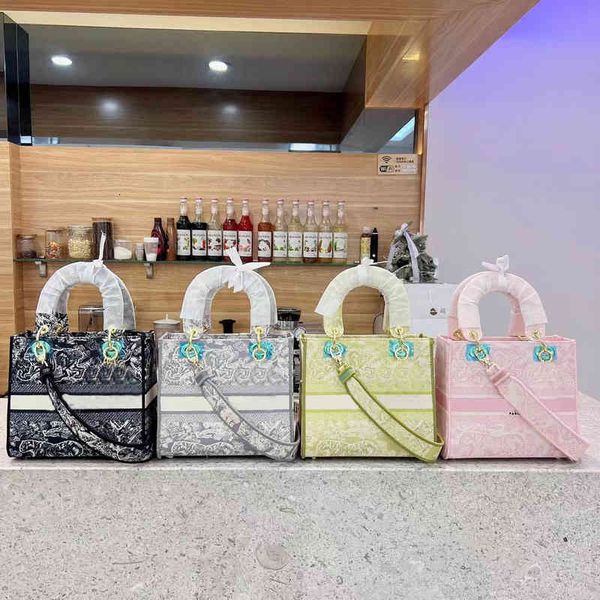 handbag bag 2022 designer women classic print totes wide shoulder bags strap canvas ladies
handbag bag 2022 designer women classic print totes wide shoulder bags strap canvas ladies