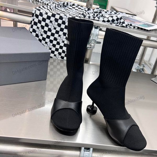 designer black womens ankle sock boots with low heels jelly booties non-slip slip-ons pointed toes fall fashion rubbe soft and comfortable l
designer black womens ankle sock boots with low heels jelly booties non-slip slip-ons pointed toes fall fashion rubbe soft and comfortable l
