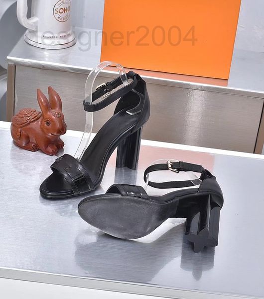 slippers designer 2022 men mens women sandals slides bone resin desert sand foam runner west summer west brown flat slide slipper 0427 dvol, Black
slippers designer 2022 men mens women sandals slides bone resin desert sand foam runner west summer west brown flat slide slipper 0427 dvol, Black