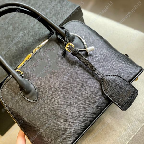 5 colours tote bag vintage handbags luxury r shoulder bags zipper handbag business large capacity totes party shopping casual women plain le
5 colours tote bag vintage handbags luxury r shoulder bags zipper handbag business large capacity totes party shopping casual women plain le