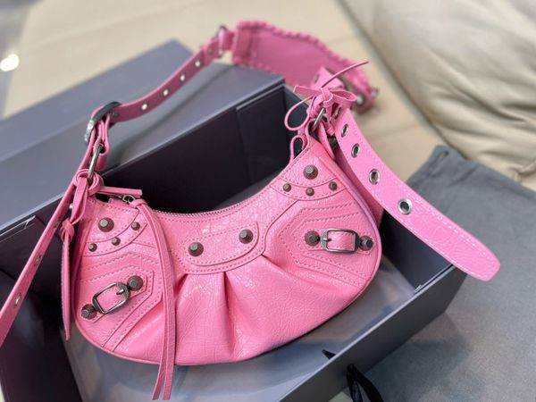 le cagole latest genuine leather le cagole xs shoulder bag crushed suede fashion bags womens super soft half moon handbags designer purse p8
le cagole latest genuine leather le cagole xs shoulder bag crushed suede fashion bags womens super soft half moon handbags designer purse p8