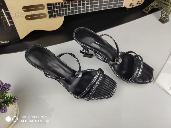 slippers designer designer women summer lace velvet mules loafers genuine leather flats with buckle bees snake pattern 0321 nb2h, Black
slippers designer designer women summer lace velvet mules loafers genuine leather flats with buckle bees snake pattern 0321 nb2h, Black