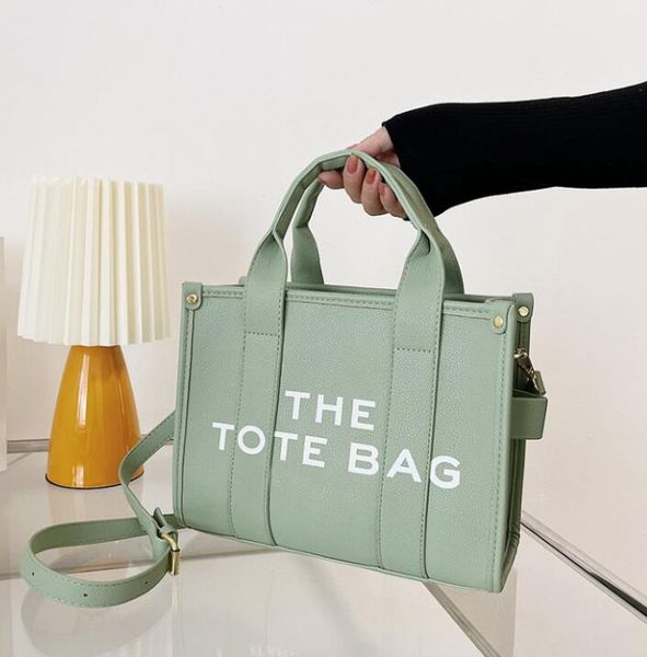 summer new shoulder crossbody letter women bag lady all-match portable commute women 's square bags
summer new shoulder crossbody letter women bag lady all-match portable commute women 's square bags