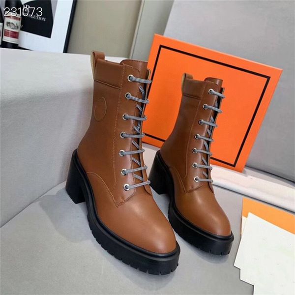 the latest martin boots thick sole medium high thick heel leather ankle boot lace up knight boot size 35-41, Black
the latest martin boots thick sole medium high thick heel leather ankle boot lace up knight boot size 35-41, Black