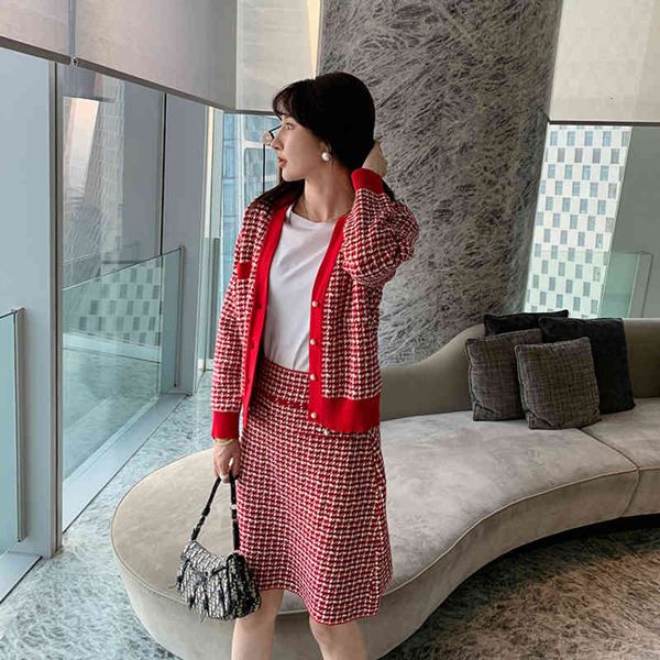 women's jackets fadan s's spring and summer french style red edge loose long sleeve thousand bird lattice pearl knitting set, Black;brown
women's jackets fadan s's spring and summer french style red edge loose long sleeve thousand bird lattice pearl knitting set, Black;brown