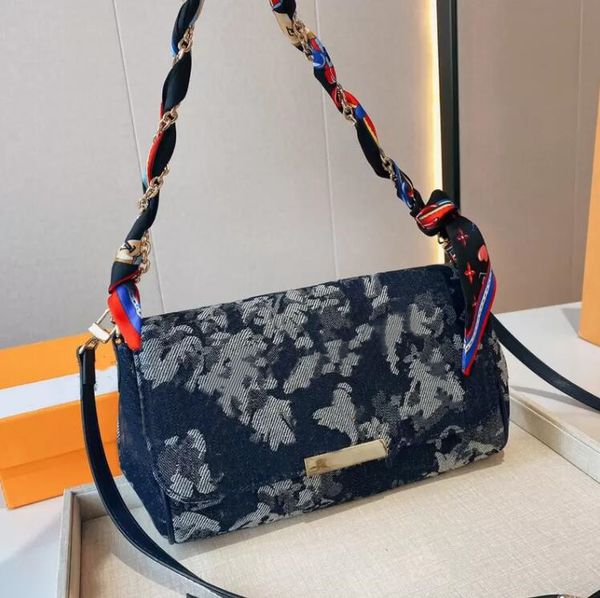 embroidered letters ladies canvas envelope bag messenger handbag fashion denim hasp women shoulder bags totes with box
embroidered letters ladies canvas envelope bag messenger handbag fashion denim hasp women shoulder bags totes with box