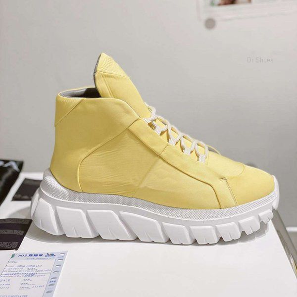2022 solid color men and women designer casual shoes platform sports rubber tires outsole training shoe sports fashion couple canvas
2022 solid color men and women designer casual shoes platform sports rubber tires outsole training shoe sports fashion couple canvas