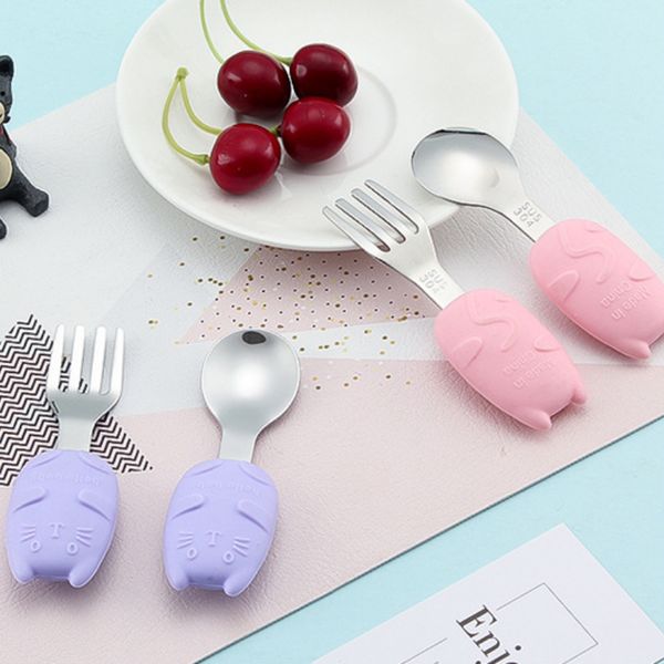 cups dishes utensils children s spoon baby short handle silicone fork stainless steel feeding tableware set cartoon cat carrot 220906
cups dishes utensils children s spoon baby short handle silicone fork stainless steel feeding tableware set cartoon cat carrot 220906