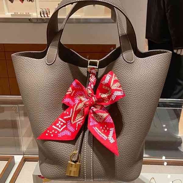 bag designer fashion ladies herme 2022 new style vegetable basket women's bag leather bu et niche premium
bag designer fashion ladies herme 2022 new style vegetable basket women's bag leather bu et niche premium