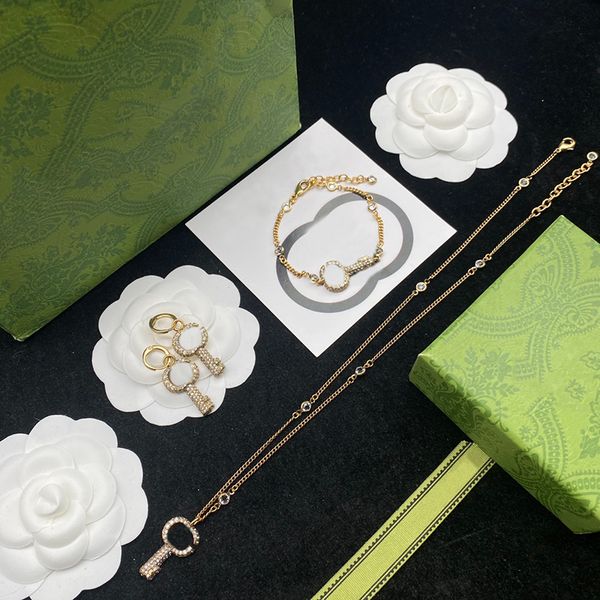 key lock pendant necklaces creative designer earrings hip hop crystal girls bracelets wedding party luxury necklace jewelry set, Silver
key lock pendant necklaces creative designer earrings hip hop crystal girls bracelets wedding party luxury necklace jewelry set, Silver