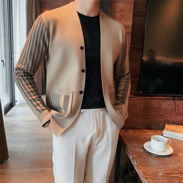 men's sweaters brand men's sweater jacket letter knitwear cardigan spring autumn long sleeve slim business casual sweatercoat men, White;black
men's sweaters brand men's sweater jacket letter knitwear cardigan spring autumn long sleeve slim business casual sweatercoat men, White;black