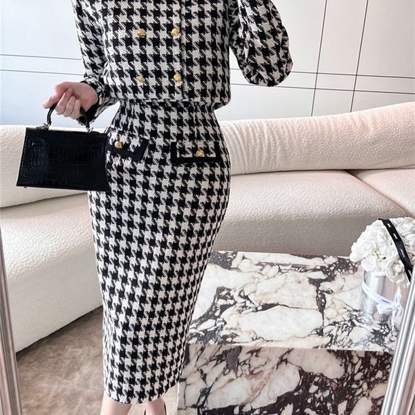 two piece dress winter korean fashion tweed dress two piece sets women vintage plaid cropped jacket coat strapless slim bodycon dress 220906, White
two piece dress winter korean fashion tweed dress two piece sets women vintage plaid cropped jacket coat strapless slim bodycon dress 220906, White