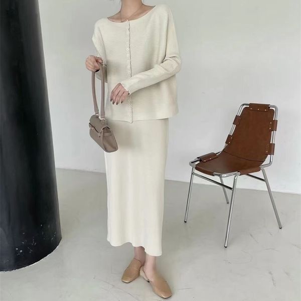two piece dress autumn winter casual skirt sets women single breasted cardigan sweater long skirt knitted suit female two piece set 220906, White
two piece dress autumn winter casual skirt sets women single breasted cardigan sweater long skirt knitted suit female two piece set 220906, White