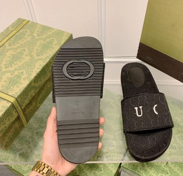 2022 spring and summer electric embroidered thick soled slippers popular pretty charm buckle flip flop ladies rubber outsole sandal, Black
2022 spring and summer electric embroidered thick soled slippers popular pretty charm buckle flip flop ladies rubber outsole sandal, Black