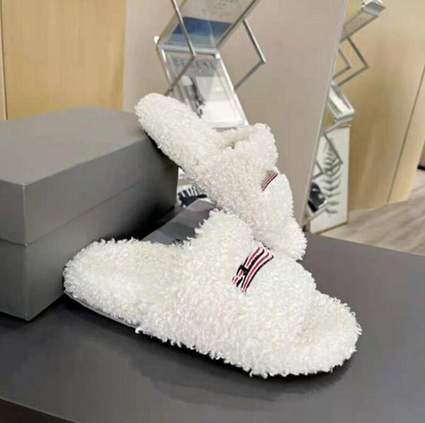 women 's casual slippers beach shoes sandals slipper lambs wool female peep toe woman warm comfortable winter classic design, Black
women 's casual slippers beach shoes sandals slipper lambs wool female peep toe woman warm comfortable winter classic design, Black