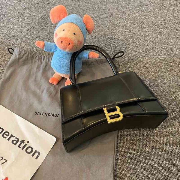 designer bags balenciga handbag black crocodile hourglass xs one shoulder backpack crossbody tote bag
designer bags balenciga handbag black crocodile hourglass xs one shoulder backpack crossbody tote bag