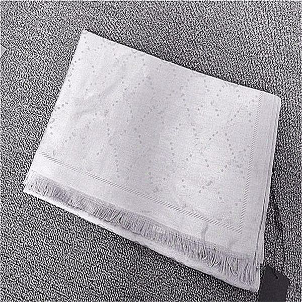 2021 fashion man women 4 season shawl scarf letter scarves size 180x70cm 10 color 269, Blue;gray
2021 fashion man women 4 season shawl scarf letter scarves size 180x70cm 10 color 269, Blue;gray