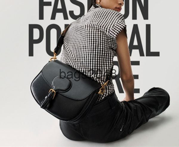 evening diior bags high luxury version flip open design magnetic buckle bag positive tie-in decoration imported cowhide match the original s
evening diior bags high luxury version flip open design magnetic buckle bag positive tie-in decoration imported cowhide match the original s