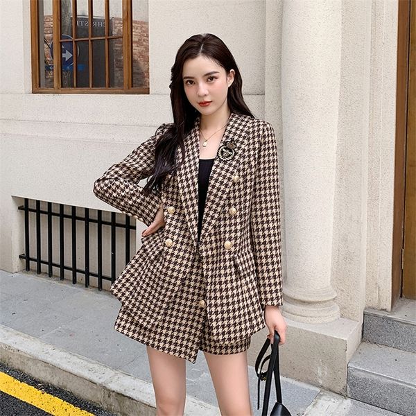 two piece dress french houndstooth tweed two piece set women vintage temperament jakcet coat blazer shorts suit female autumn winter 220906, White
two piece dress french houndstooth tweed two piece set women vintage temperament jakcet coat blazer shorts suit female autumn winter 220906, White
